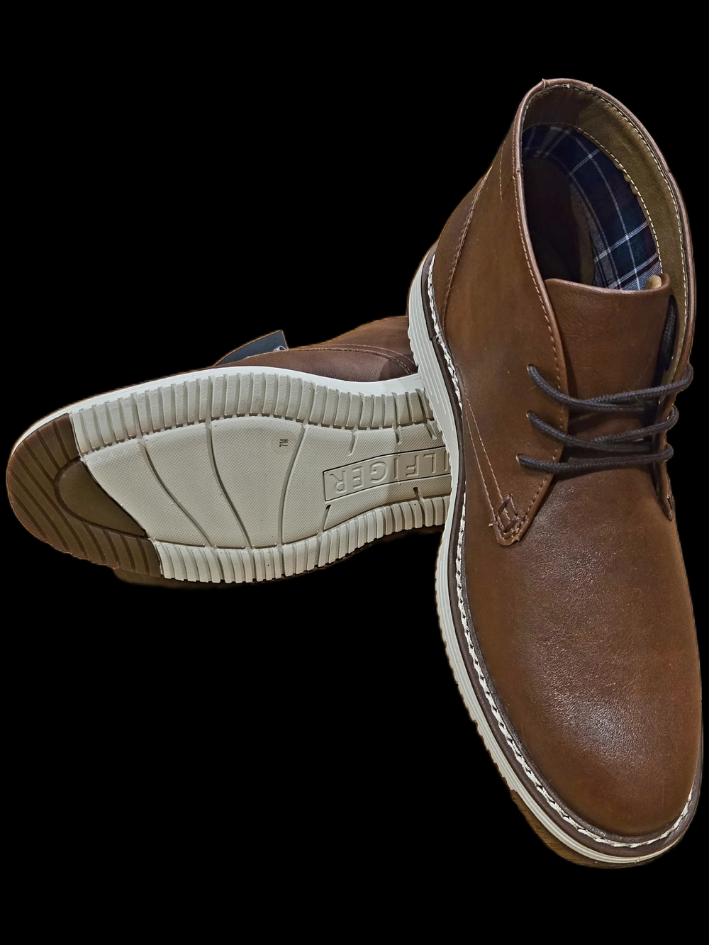 Tommy Hilfiger Men’s Brown Leather Chukka Boots with White Sole